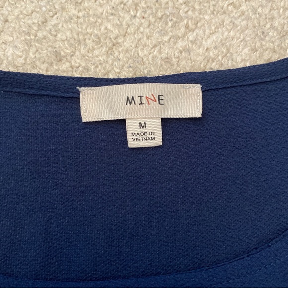 Blue flutter sleeves t-shirt size medium - Picture 2 of 2